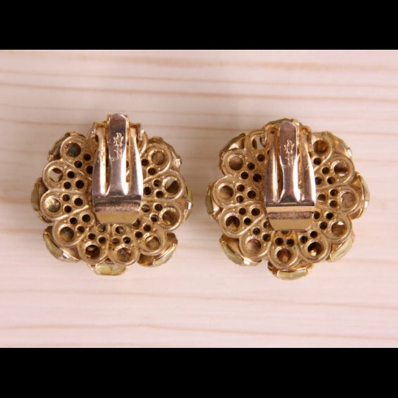 Judy Lee Clip On Earrings Emerald Green Rhinestone - Picture 2 of 4